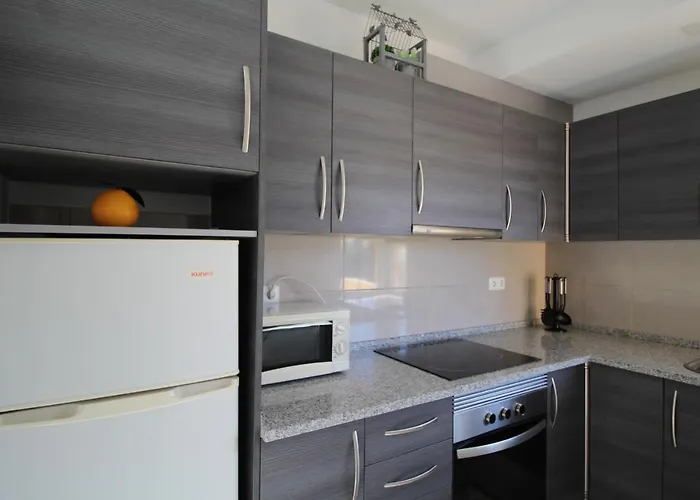 Apartment T1 Da Rocha/ Patio Da Rocha