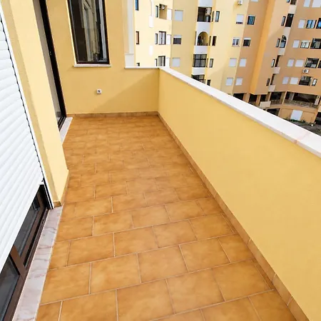 T1 Da Rocha/ Patio Da Rocha * Portimão