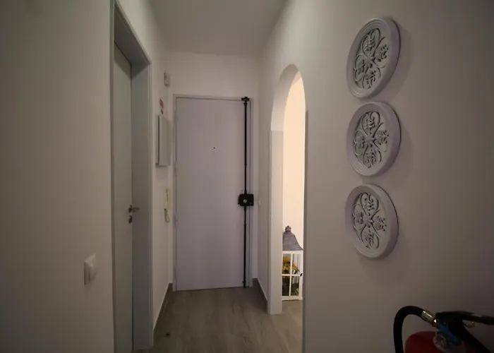 T1 Da Rocha/ Patio Da Rocha